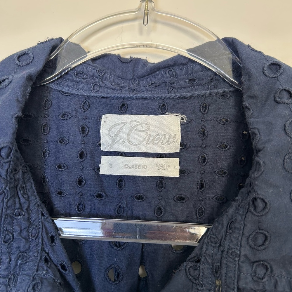 J. Crew Eyelet Lace Button Shirt Navy Blue Size 8 Coastal Coverup J0275-4 - Picture 2 of 5